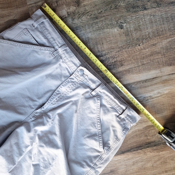 Vintage L2 Levis Cream/Light Tan Shorts size 38 - Picture 14 of 16